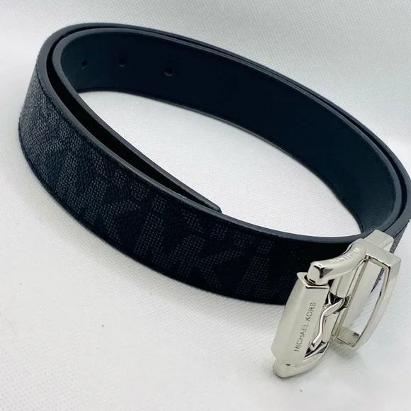 EUC Michael Kors 30mm Reversible MK Logo Monogram Leather Belt display picture 1